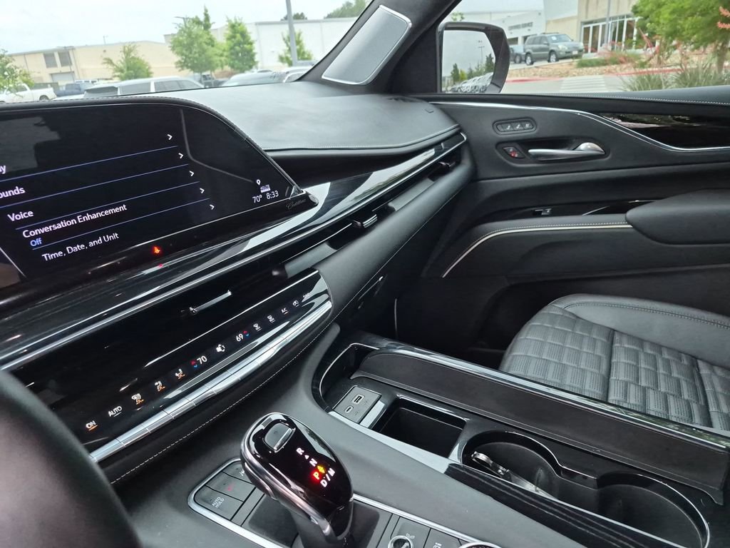 Used 2023 Cadillac Escalade V w/ Heavy-Duty Trailer Package image 27