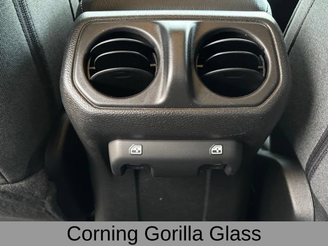 New 2025 Jeep Gladiator Sport AWD/4WD image 18