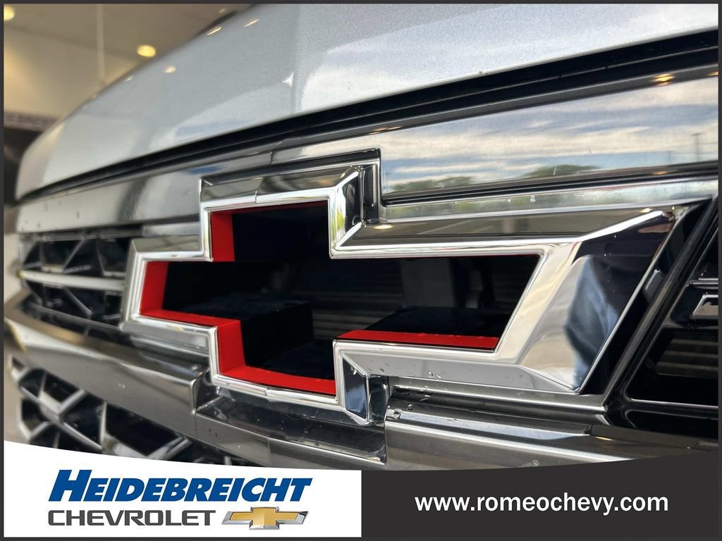 Used 2024 Chevrolet Silverado 1500 ZR2 w/ Technology Package AWD/4WD image 40