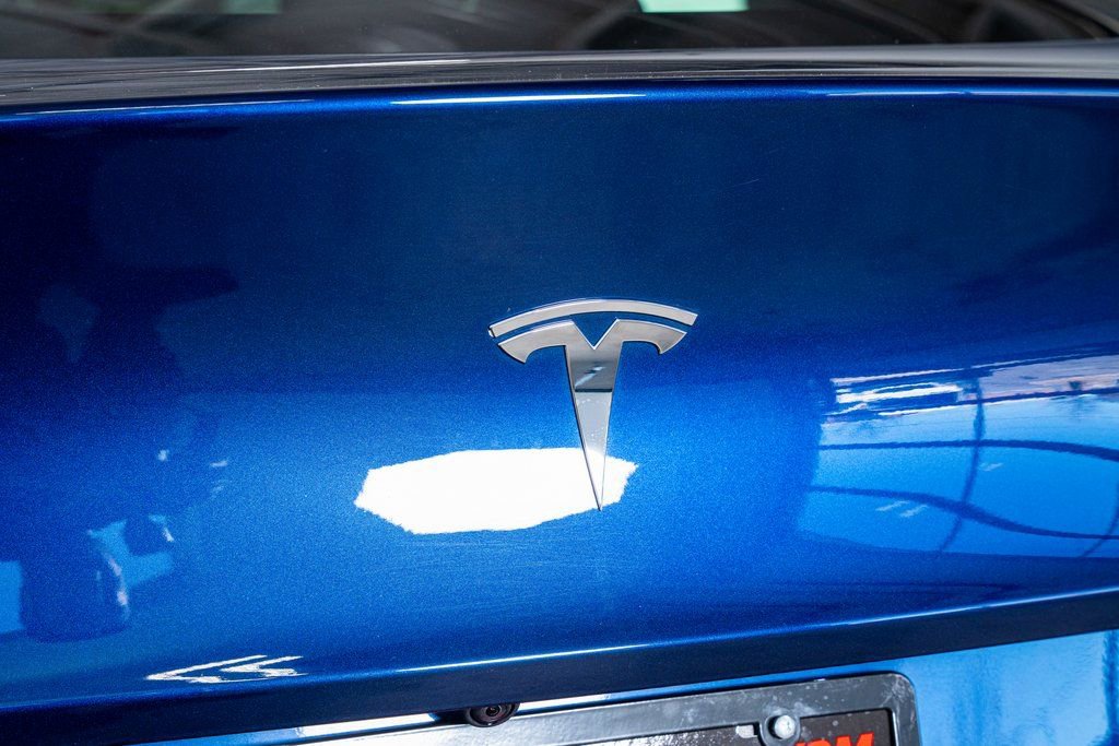 Used 2023 Tesla Model Y Long Range image 25