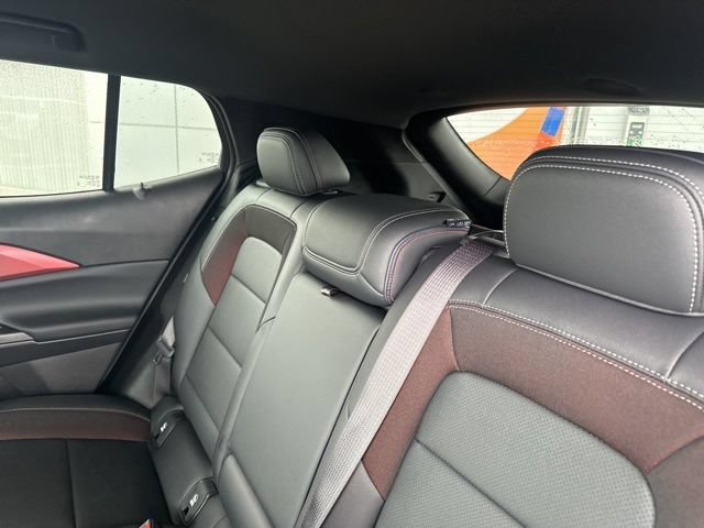 New 2026 Chevrolet Equinox EV RS FWD image 33