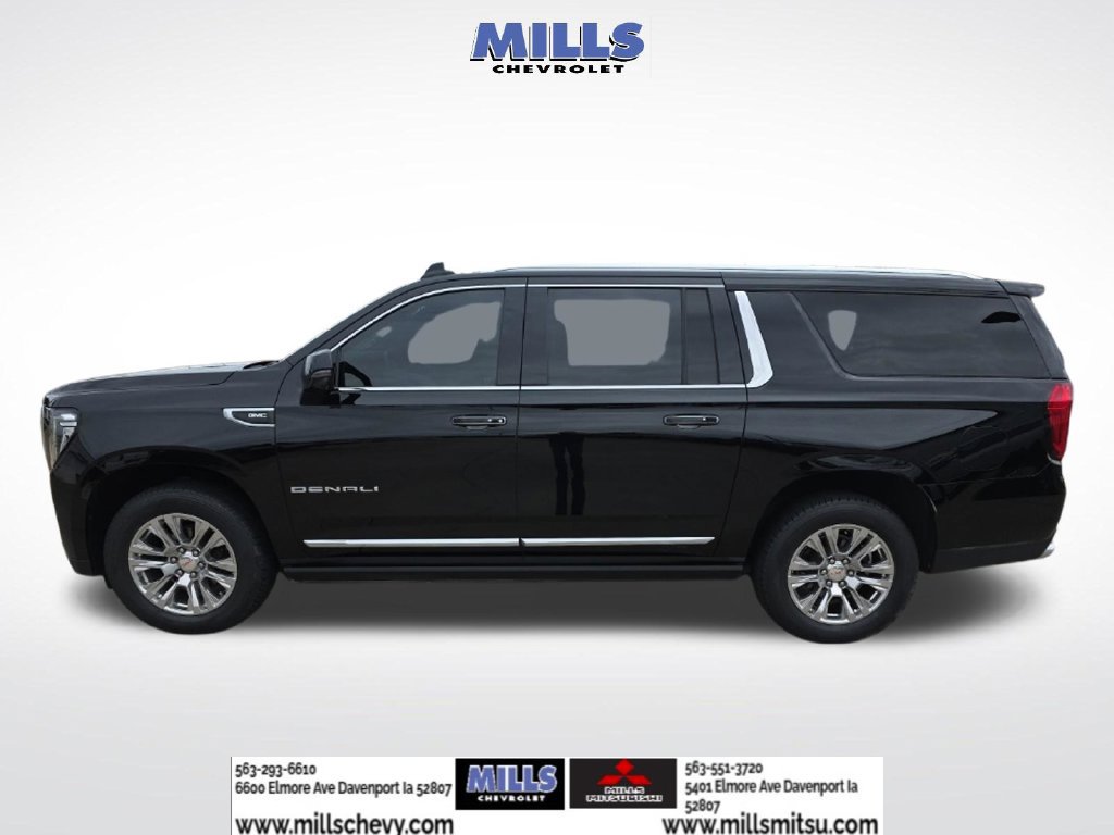 Used 2022 GMC Yukon XL Denali AWD/4WD image 2