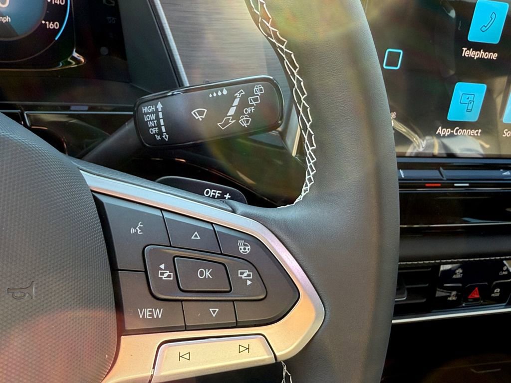 New 2026 Volkswagen Atlas Cross Sport SE image 21