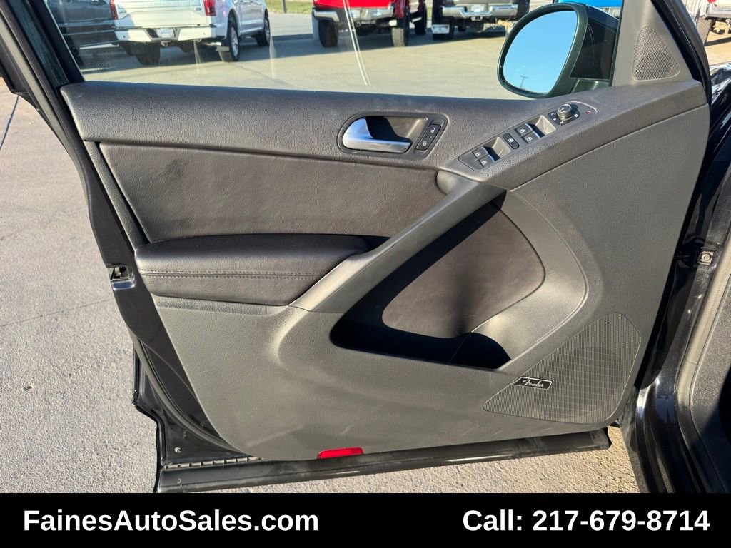 Used 2017 Volkswagen Tiguan SEL image 89