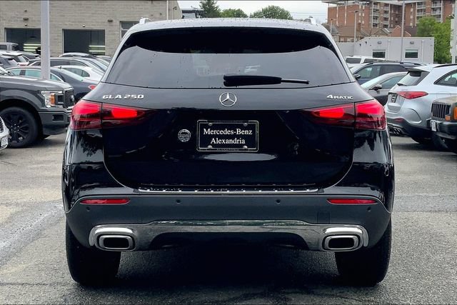 Used 2026 Mercedes-Benz GLA 250 4MATIC image 3