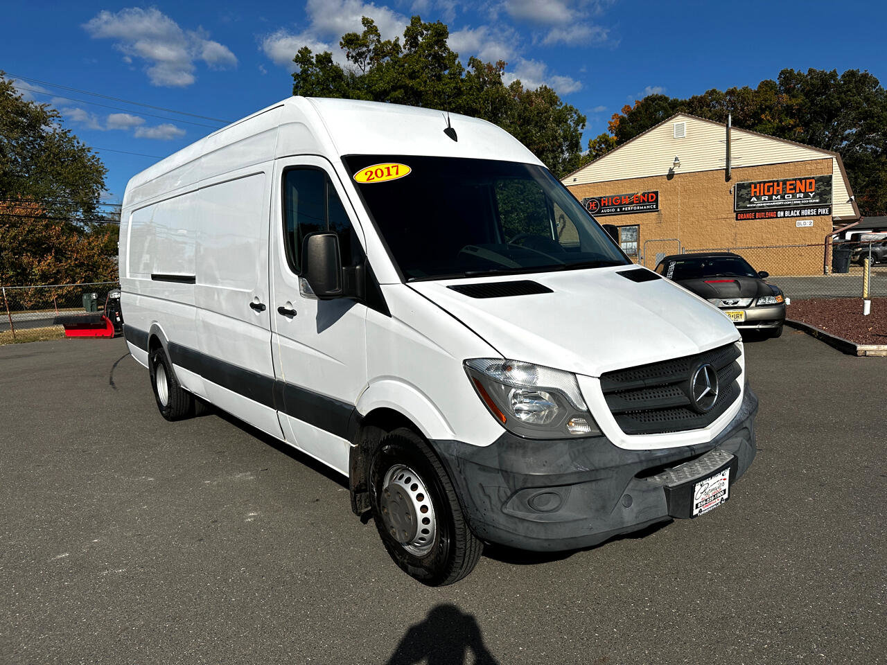 Used 2017 Mercedes-Benz Sprinter 3500 image 3