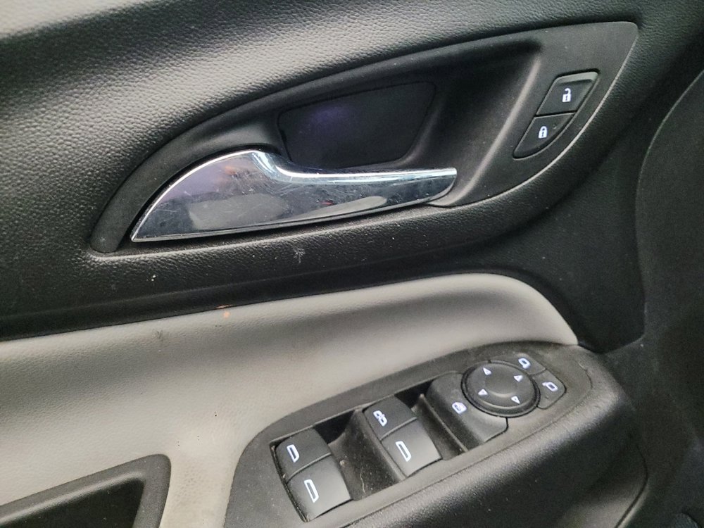 Used 2021 Chevrolet Equinox LT FWD image 27