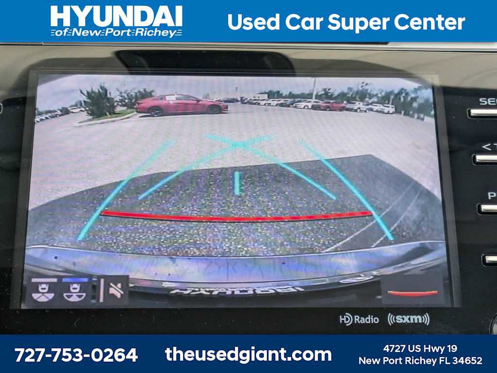 Used 2019 Toyota Camry XLE FWD image 23