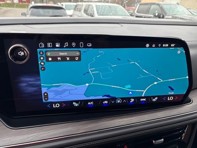 Used 2025 Chevrolet Suburban Z71 image 16