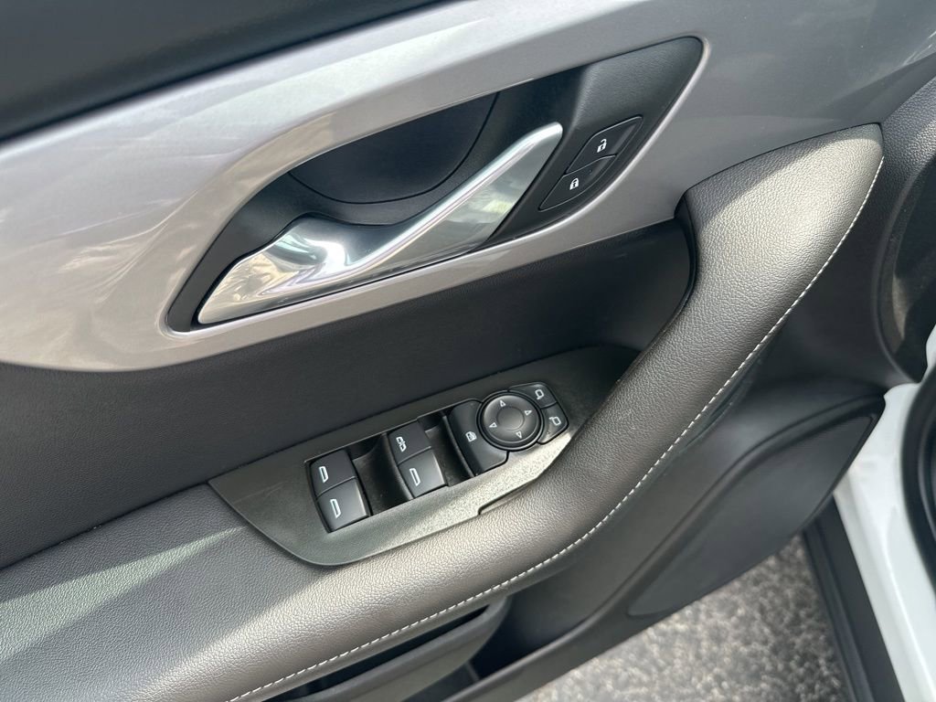 Used 2025 Chevrolet Blazer LT image 14