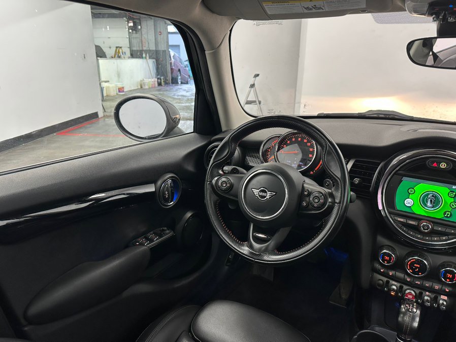 Used 2019 MINI Cooper S w/ Storage Package image 41