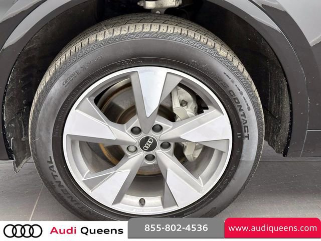 Used 2023 Audi Q5 2.0T Premium w/ Convenience Package image 8