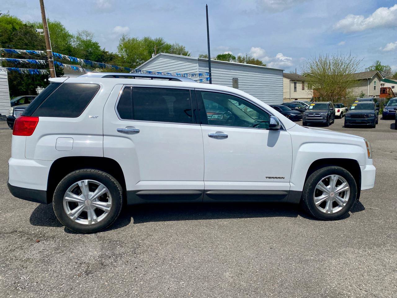 Used 2017 GMC Terrain SLT AWD/4WD image 8