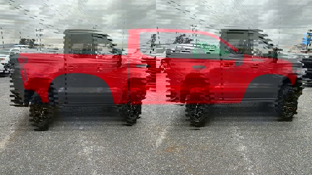 New 2026 Chevrolet Silverado 1500 ZR2 image 4