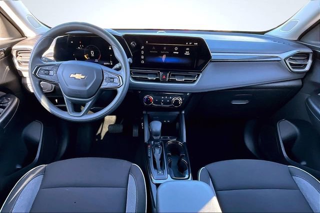 Used 2025 Chevrolet TrailBlazer LT image 7