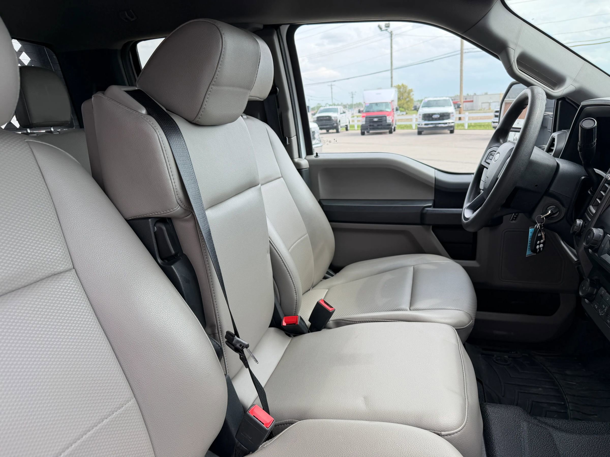 Used 2022 Ford F350 XL w/ Power Equipment Group AWD/4WD image 34