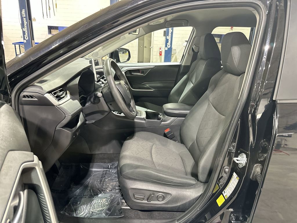 Used 2024 Toyota RAV4 XLE image 13