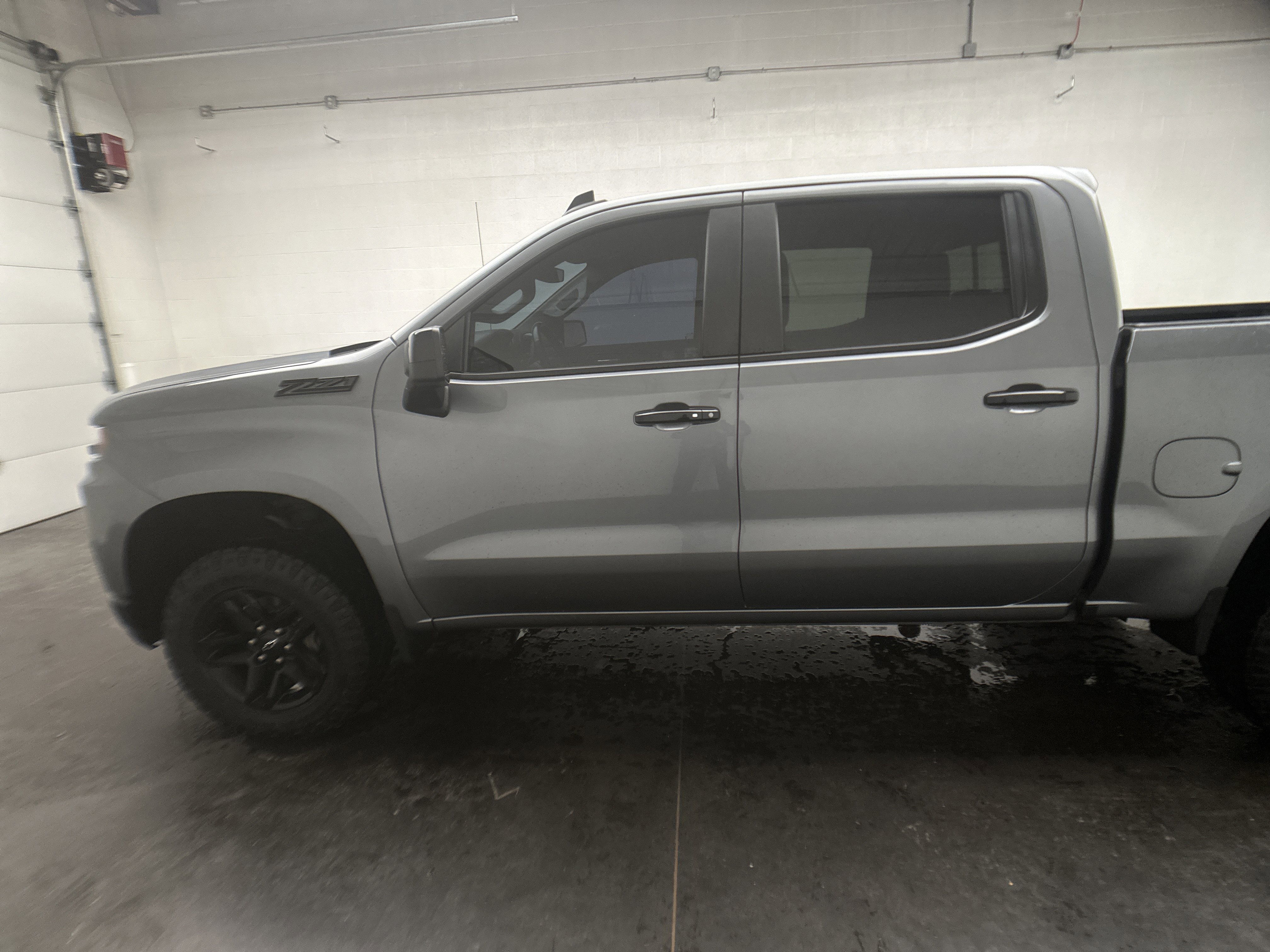 Used 2021 Chevrolet Silverado 1500 LT Trail Boss w/ Convenience Package II image 6