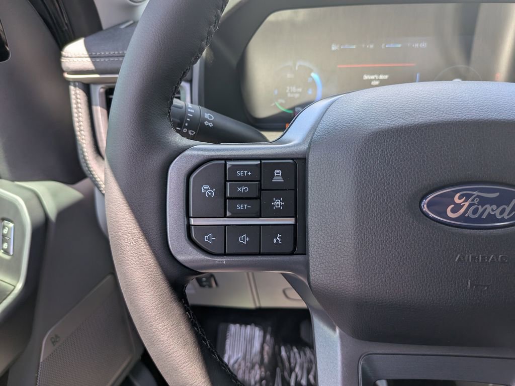 New 2025 Ford F150 Lightning Flash AWD/4WD image 27