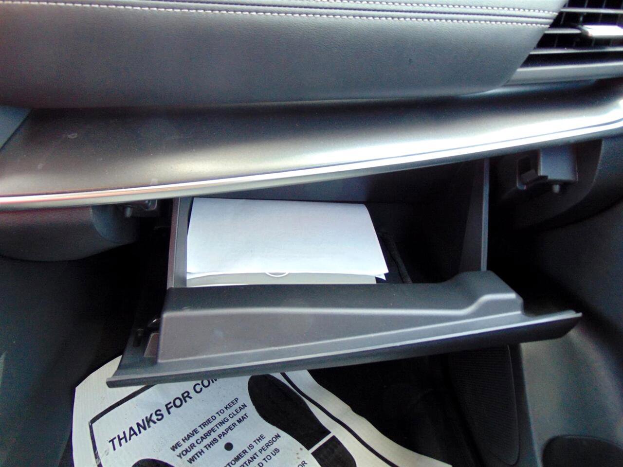 Used 2024 Nissan Rogue SV image 22