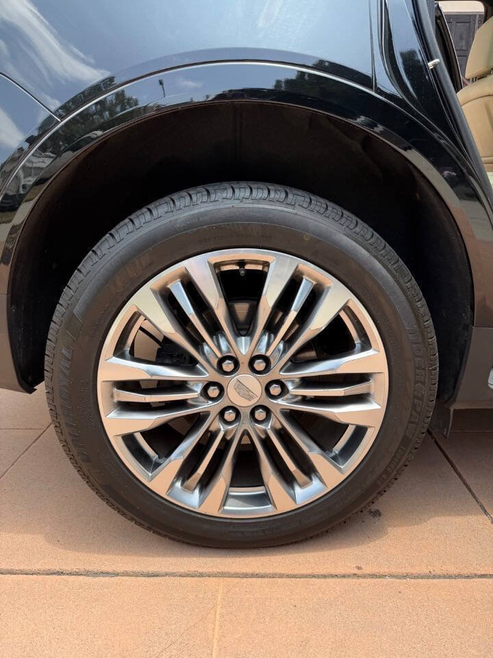 Used 2017 Cadillac XT5 Premium Luxury w/ Driver Assist Package FWD image 51