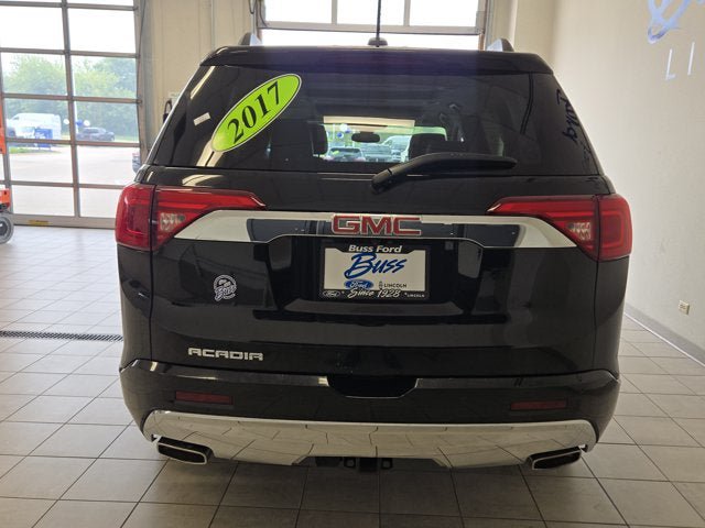 Used 2017 GMC Acadia Denali w/ Technology Package FWD image 11