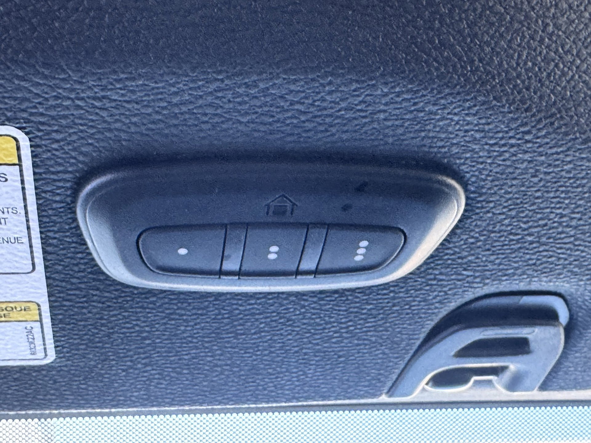 Used 2021 Jeep Wrangler Unlimited Sahara w/ Uconnect 4C Nav & Sound Group image 19