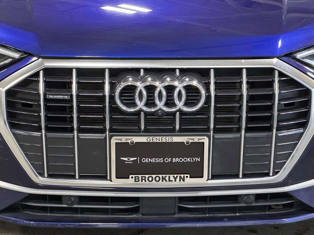Used 2022 Audi Q3 2.0T Premium Plus w/ Premium Plus Package AWD/4WD image 9