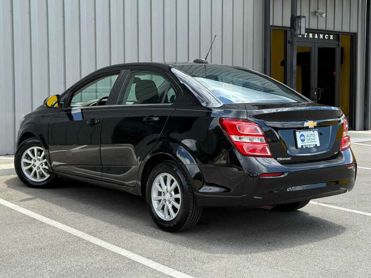 Used 2020 Chevrolet Sonic LT FWD image 7