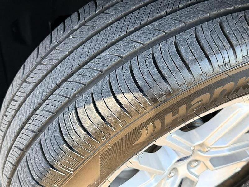 Used 2026 Ford Explorer Active w/ Active Comfort Package image 49