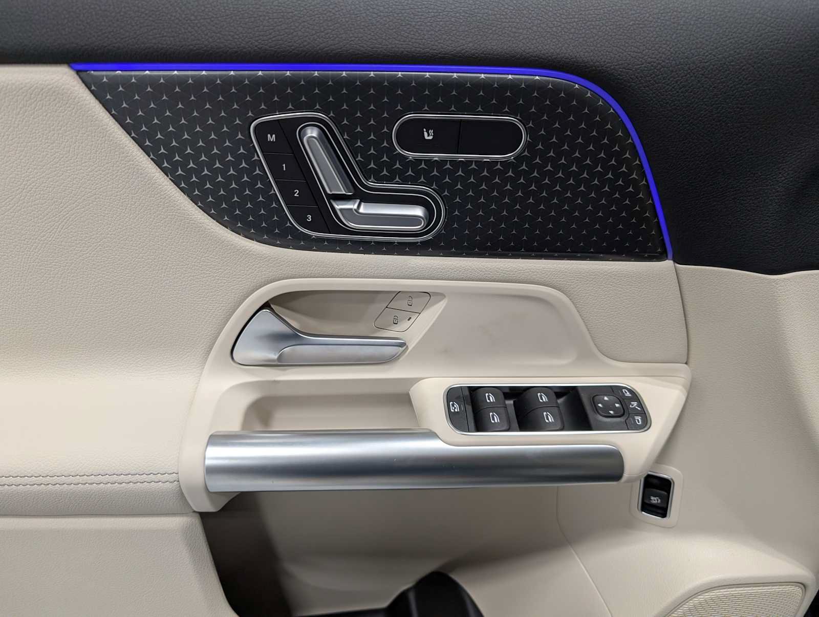 New 2026 Mercedes-Benz GLA 250 4MATIC image 31