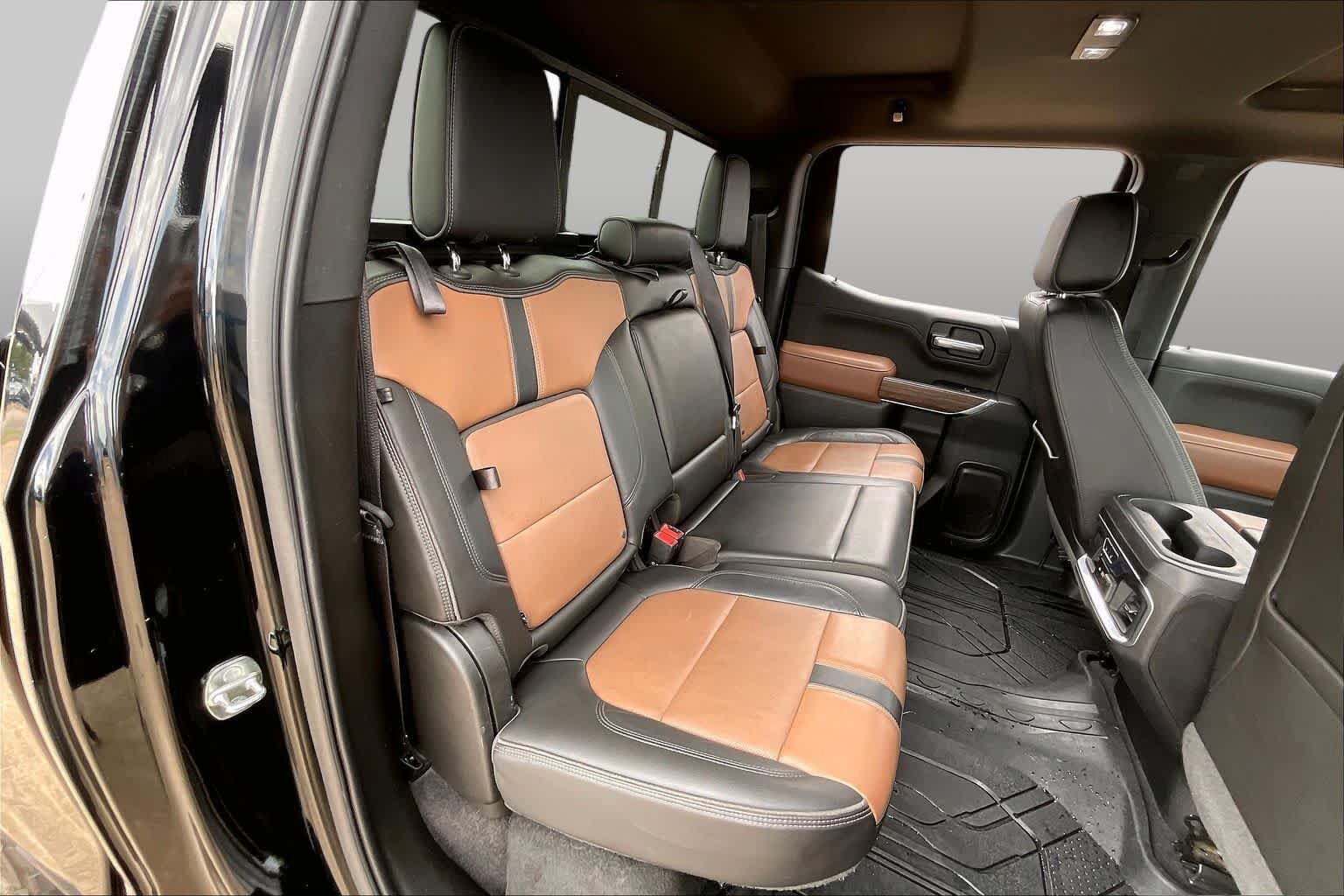 Used 2019 Chevrolet Silverado 1500 High Country w/ Trailer Camera Package AWD/4WD image 19