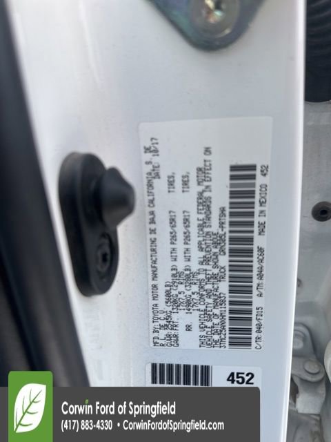 Used 2017 Toyota Tacoma TRD Sport image 16