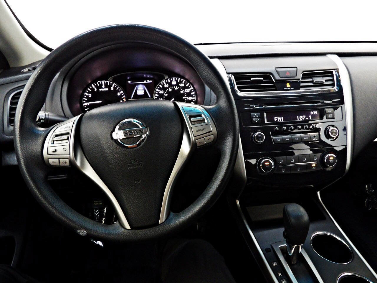 Used 2015 Nissan Altima 2.5 S w/ Power Driver Seat Package image 16