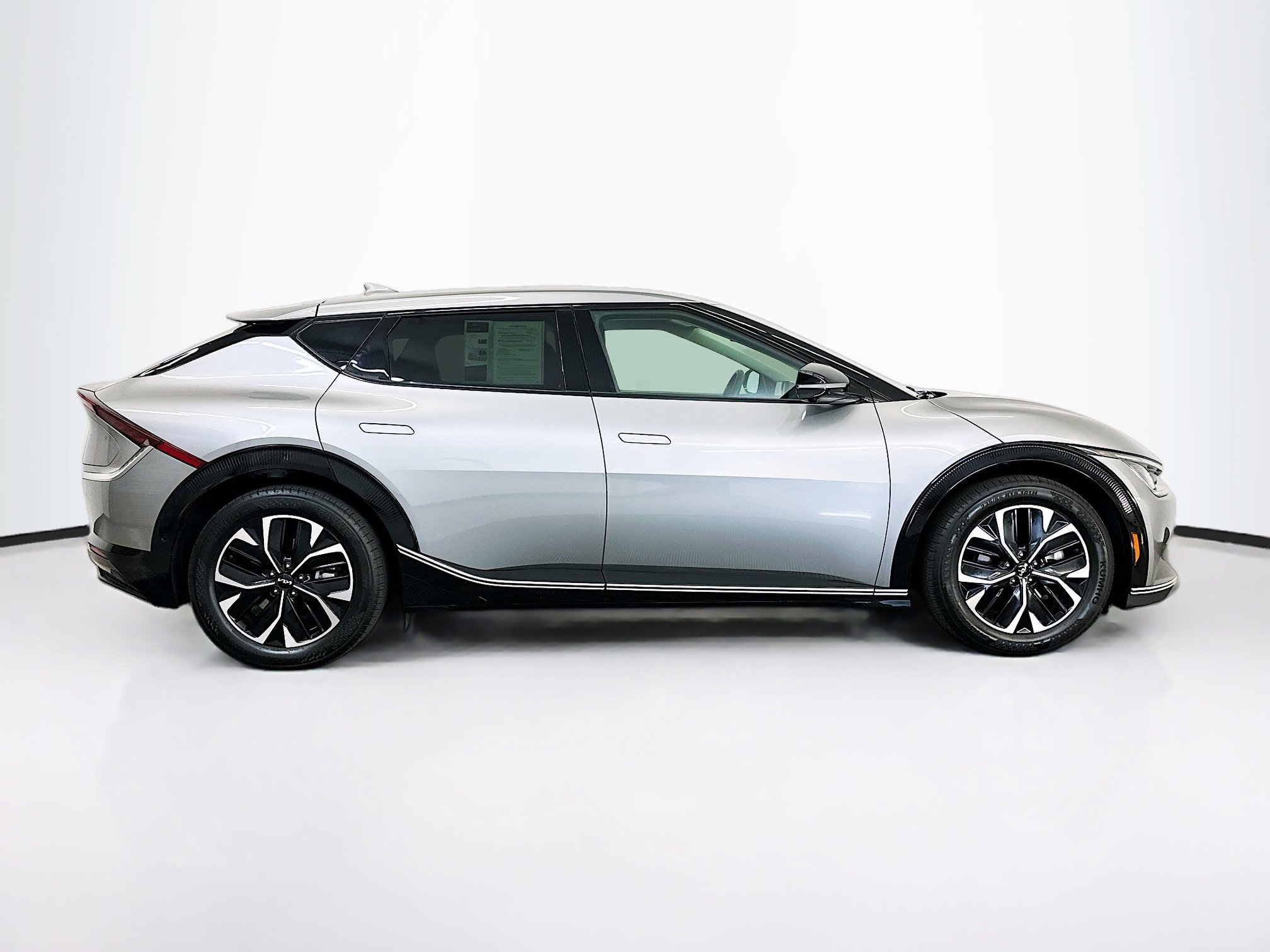 Used 2023 Kia EV6 Wind w/ Wind Technology Package image 10