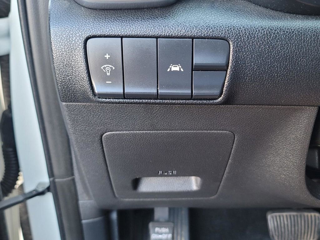 Used 2021 Kia Sportage LX image 20