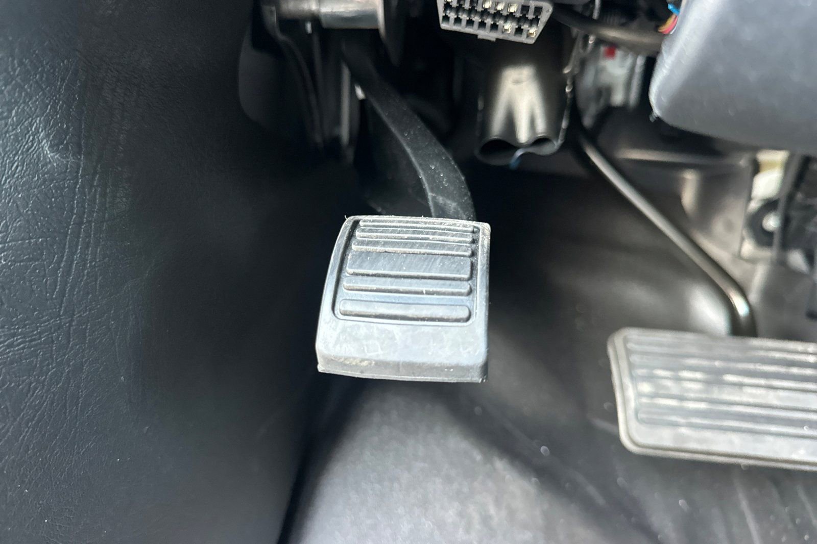 New 2025 Chevrolet Express 3500 w/ Power Convenience Package RWD image 49