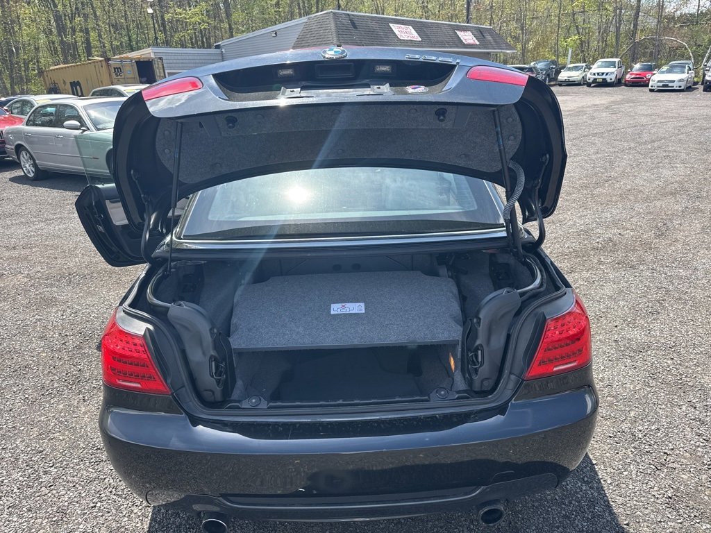 Used 2013 BMW 335i Convertible image 26