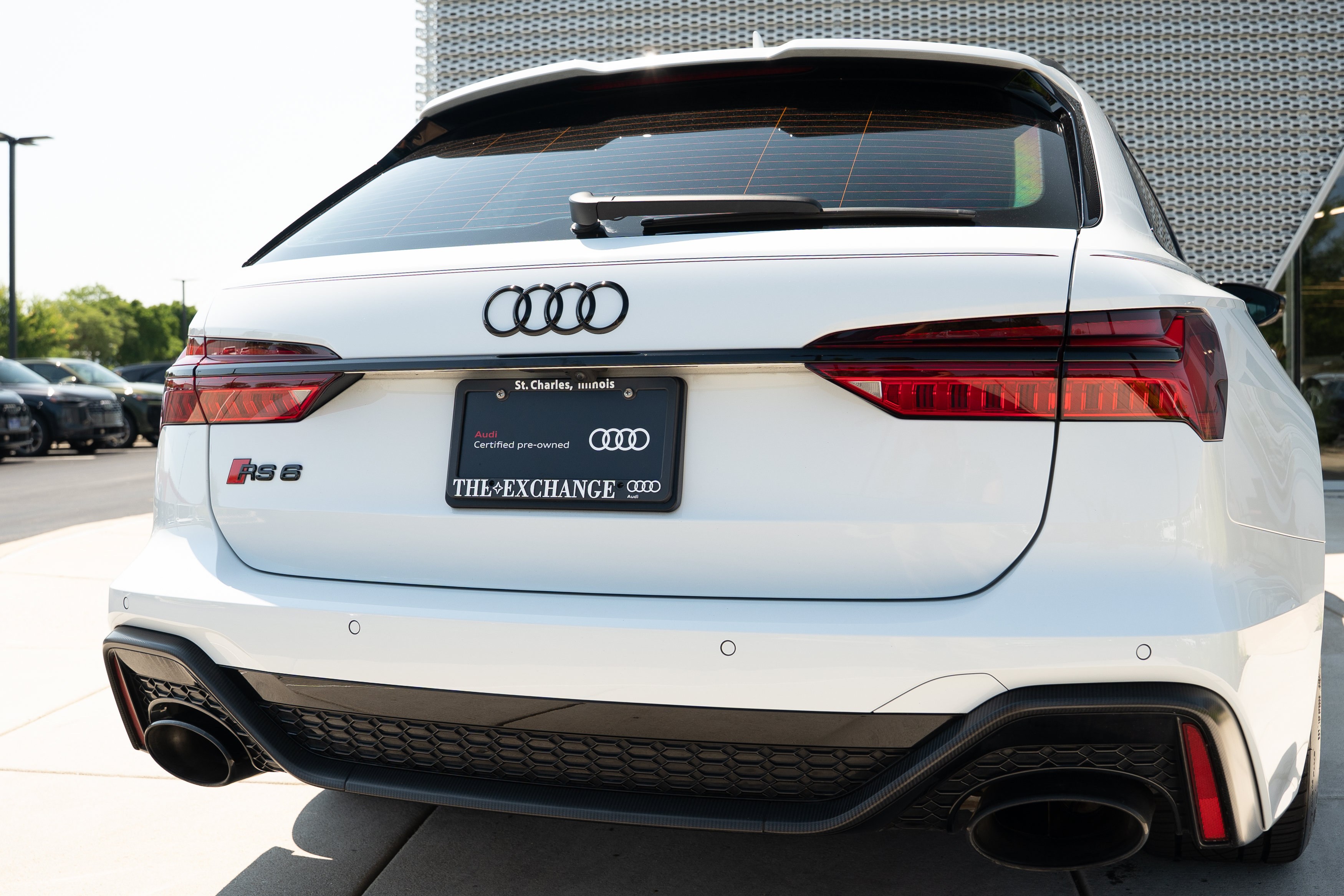 Certified 2025 Audi RS 6 performance AWD/4WD image 40
