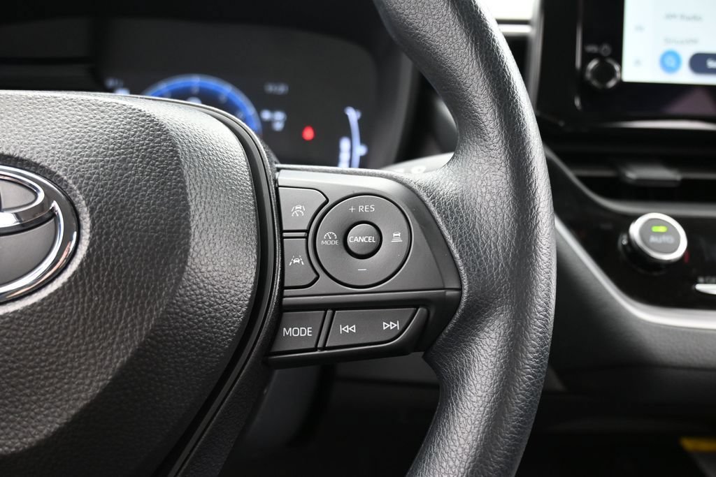 Used 2026 Toyota Corolla LE w/ LE Premium Package FWD image 44