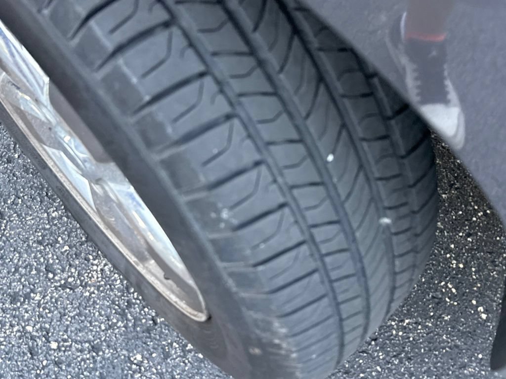 Used 2012 Ford Escape Limited FWD image 3
