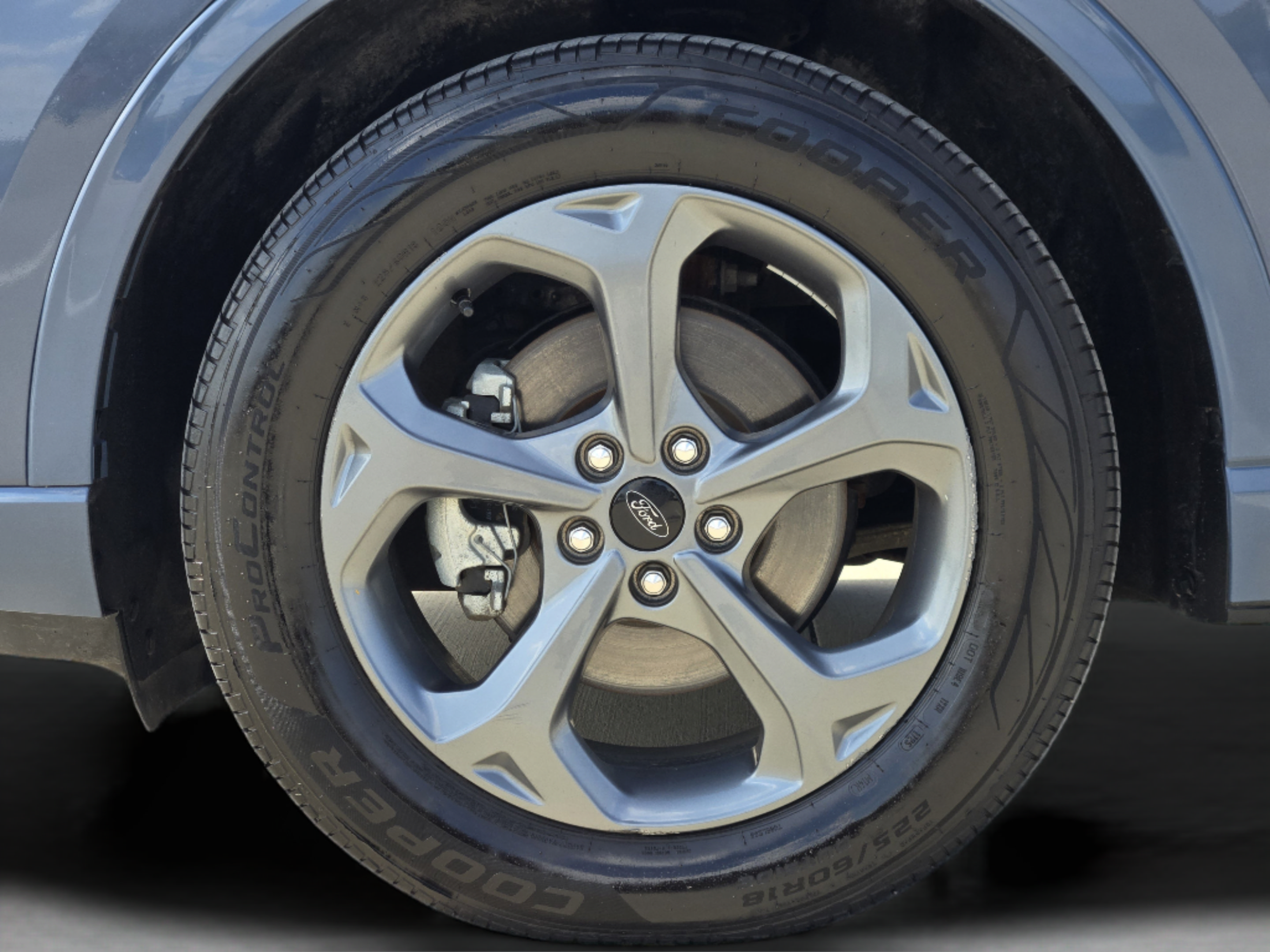 Used 2024 Ford Escape ST-Line AWD/4WD image 31