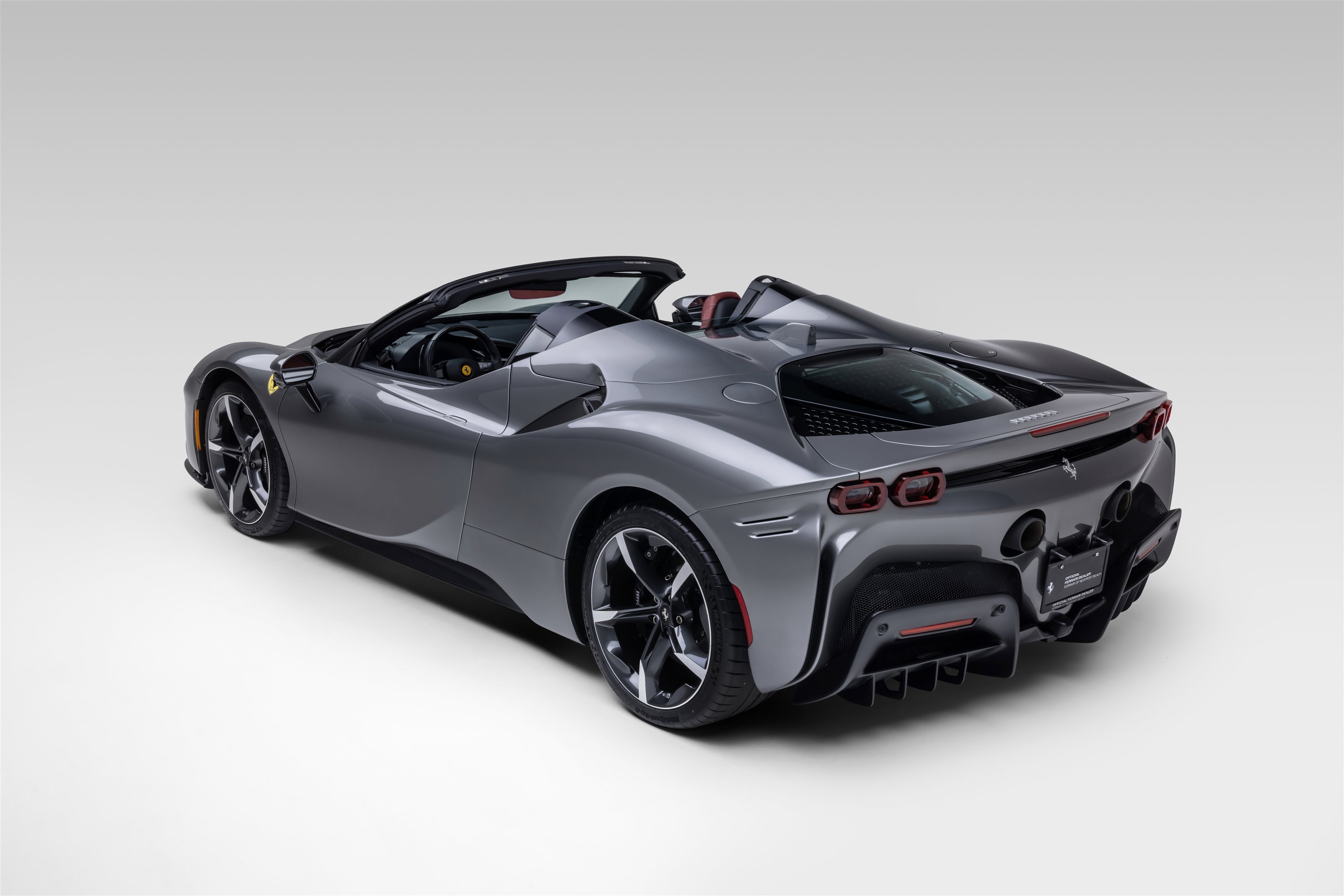 Certified 2024 Ferrari SF90 Spider AWD/4WD image 13