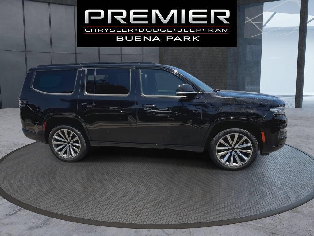 Used 2022 Jeep Grand Wagoneer Series II w/ Convenience Group III AWD/4WD image 10