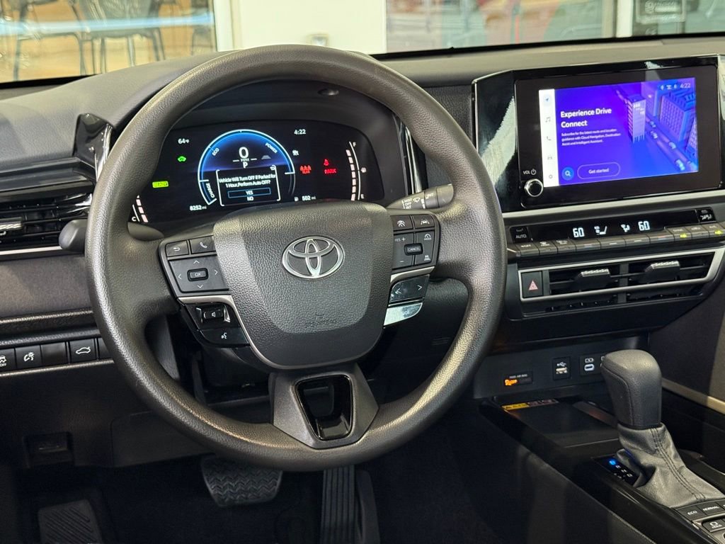 Certified 2025 Toyota Camry LE image 31