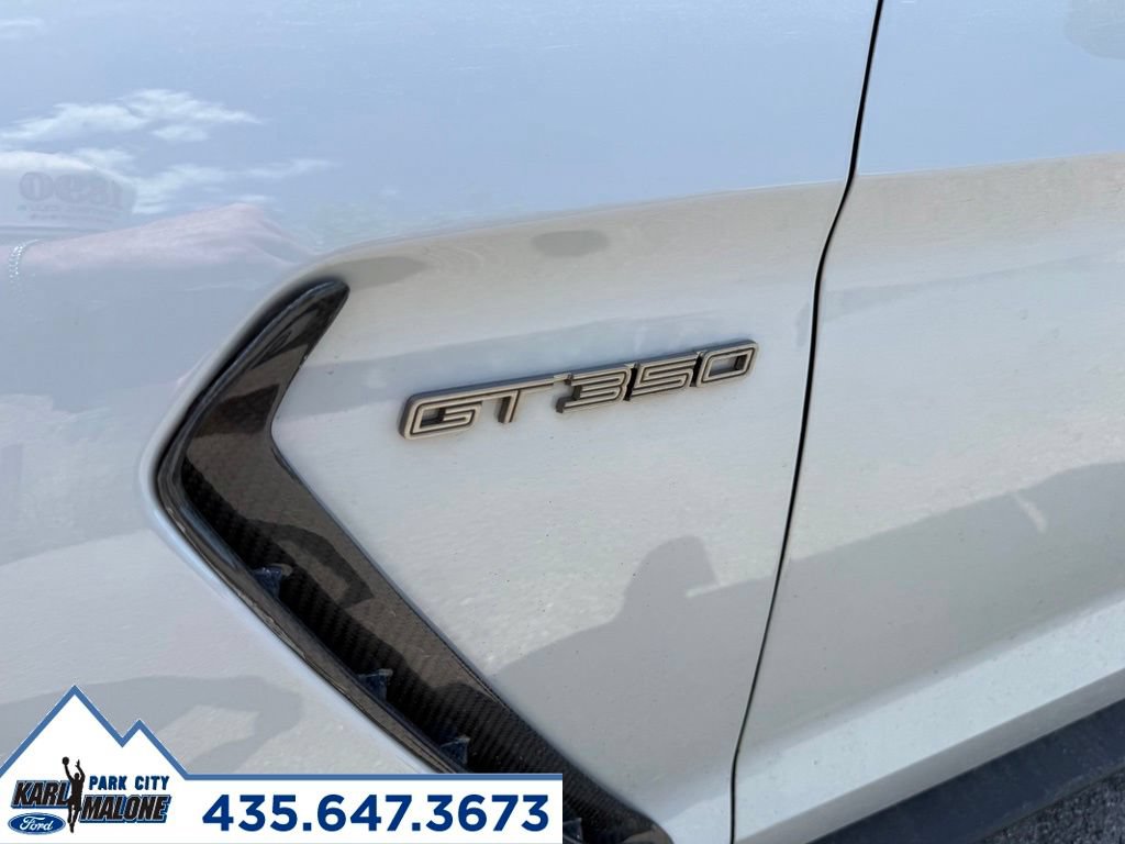 Used 2017 Ford Mustang Shelby GT350 RWD image 11