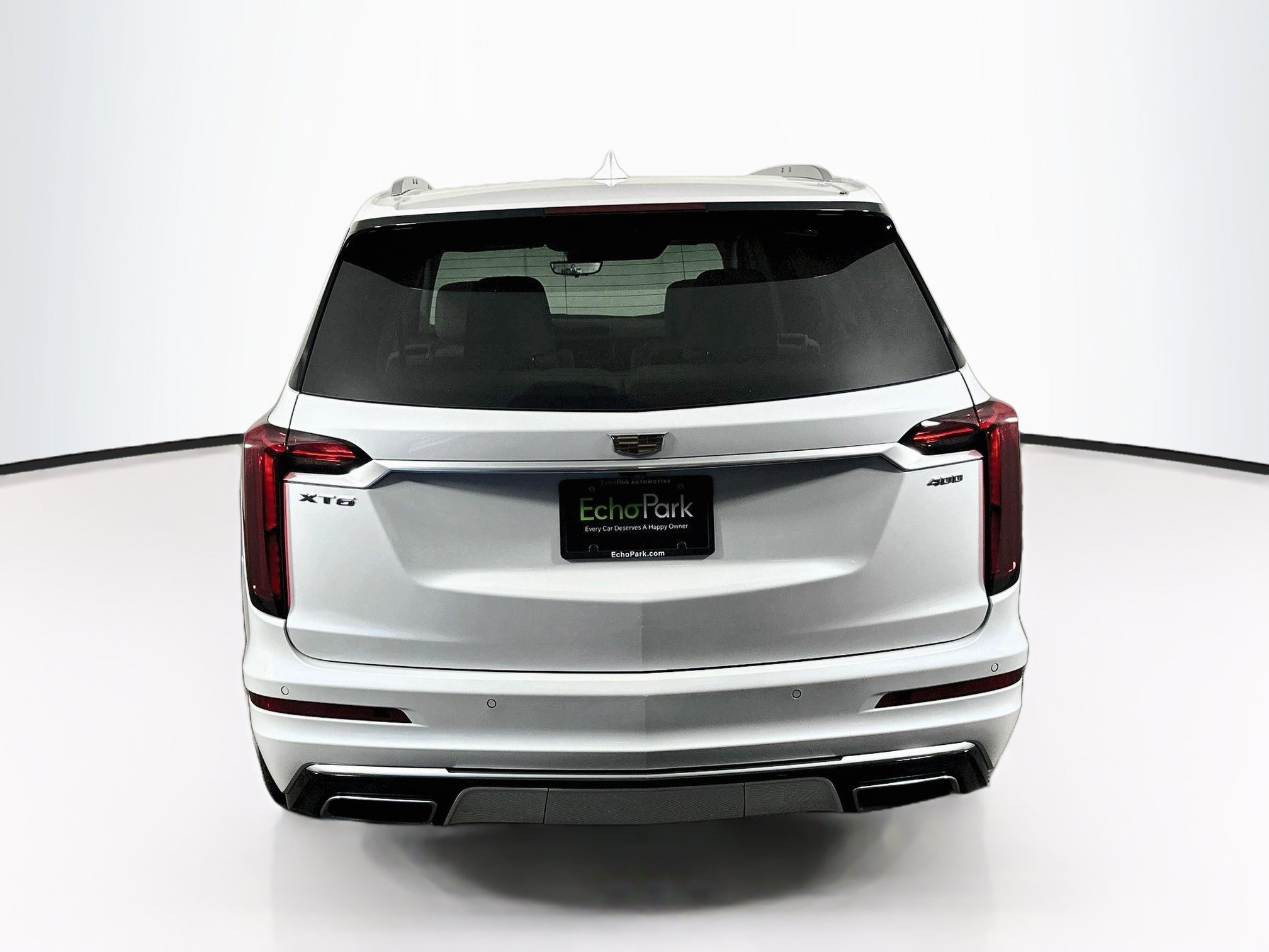Used 2023 Cadillac XT6 Premium Luxury w/ Technology Package FWD image 7