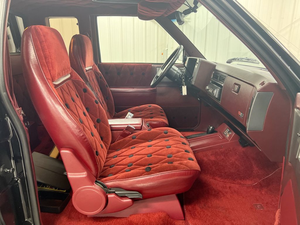 Used 1991 Chevrolet S10 Pickup 4x4 Extended Cab image 21