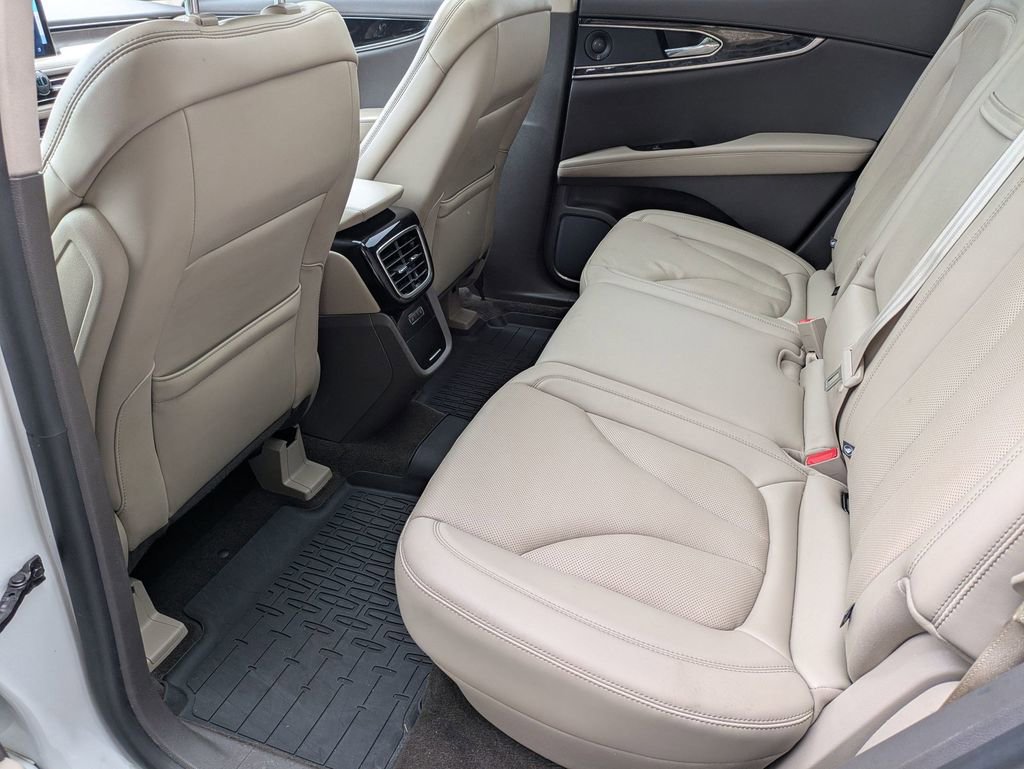 Used 2023 Lincoln Nautilus Reserve w/ Luxury Package image 26