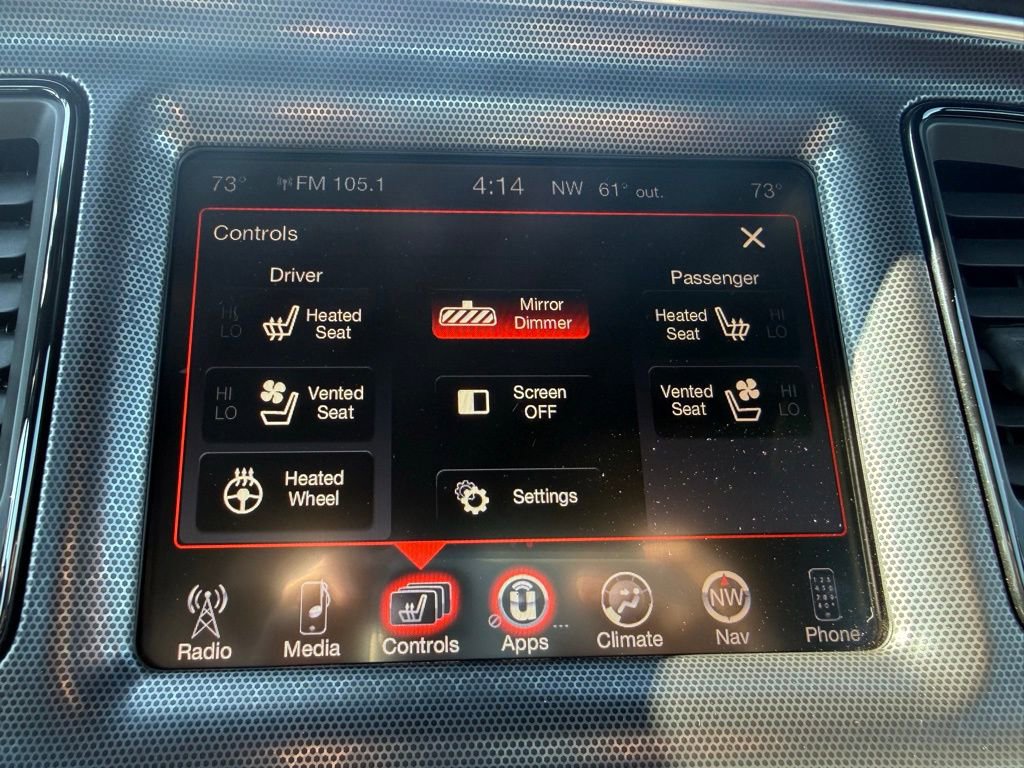 Used 2015 Dodge Challenger SRT w/ Technology Group image 22